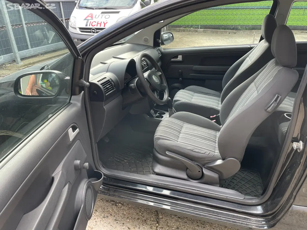 VOLKSWAGEN FOX 1.2 - fotka 5