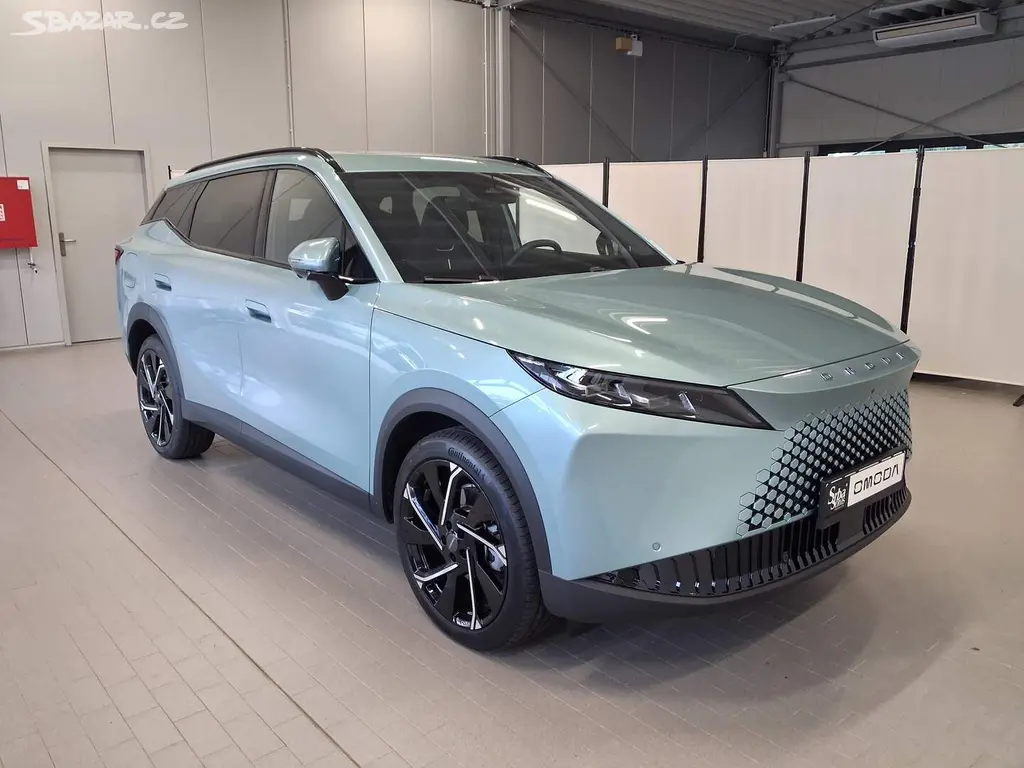 Omoda 7, Luxury 1.5 tGDI PHEV - fotka 2