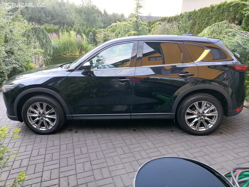 Mazda CX-5 2.0i118kw4x4Kangei83000kmHeadUpBoseNavi - fotka 2