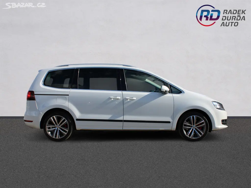 Volkswagen Sharan 2,0 TDI HIGHLINE,DSG,TAŽNÉ,2017 - fotka 4