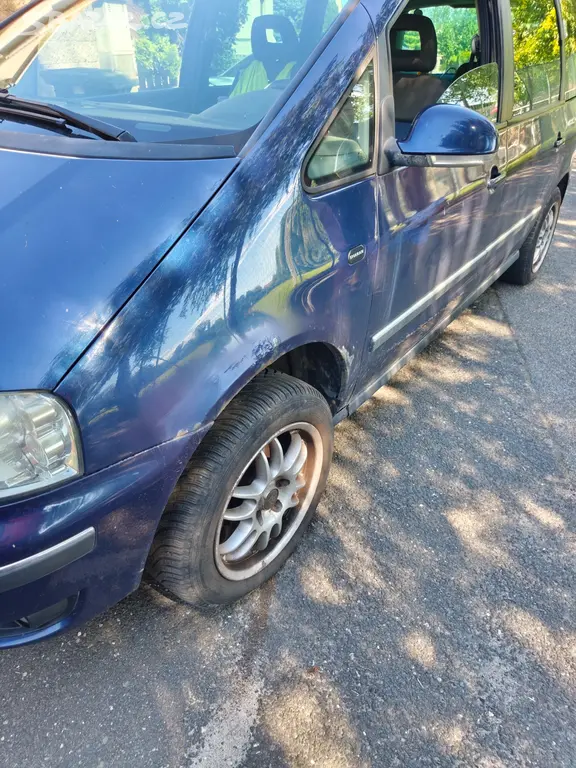 VW Sharan - fotka 3