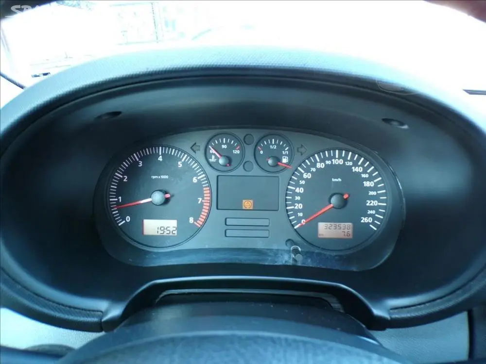 Seat Toledo 2,3 V5-125KW DIGI.KLIMA - fotka 5