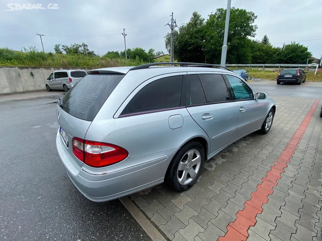 Mercedes-Benz E280 W211