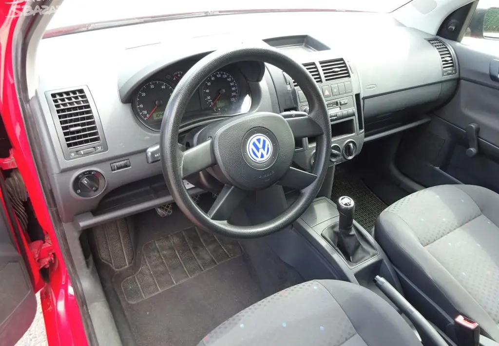 Volkswagen Polo, 1.2i r.v.2002(47 kw) KOUPENO V ČR - fotka 5