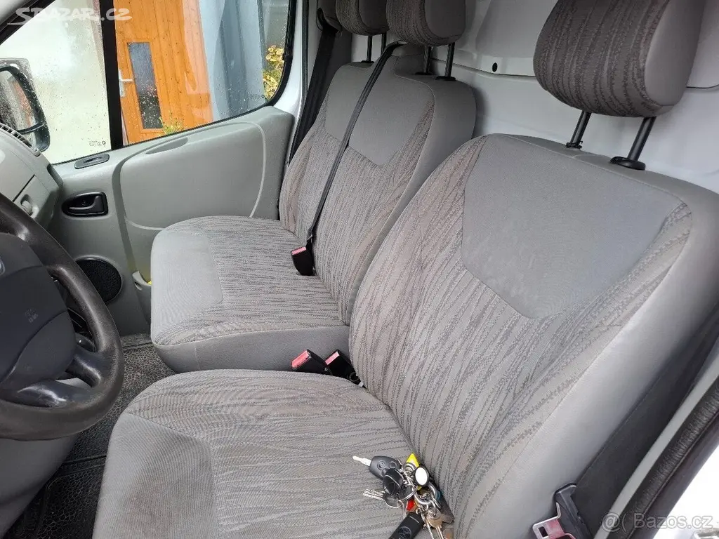 Nissan Primastar 2,5 - fotka 6