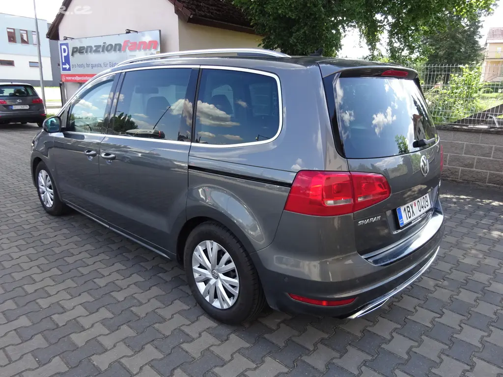 Volkswagen Sharan, 2.0TDi 103kW. DSG. - fotka 5
