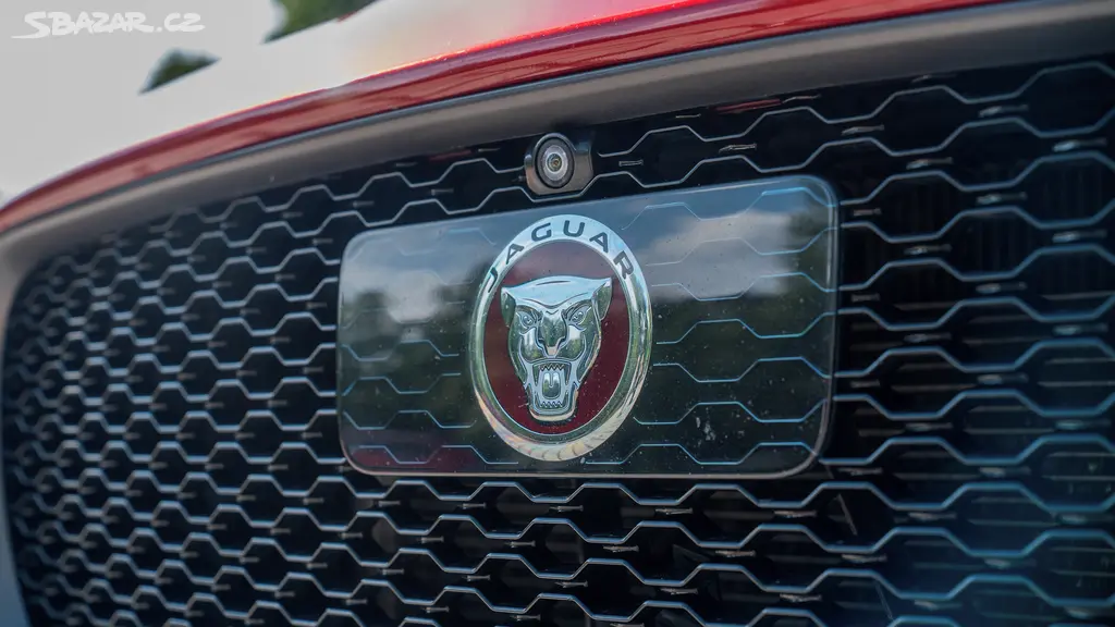 Jaguar F-Pace, SVR 5.0 V8 405kW / 550 koní - fotka 6