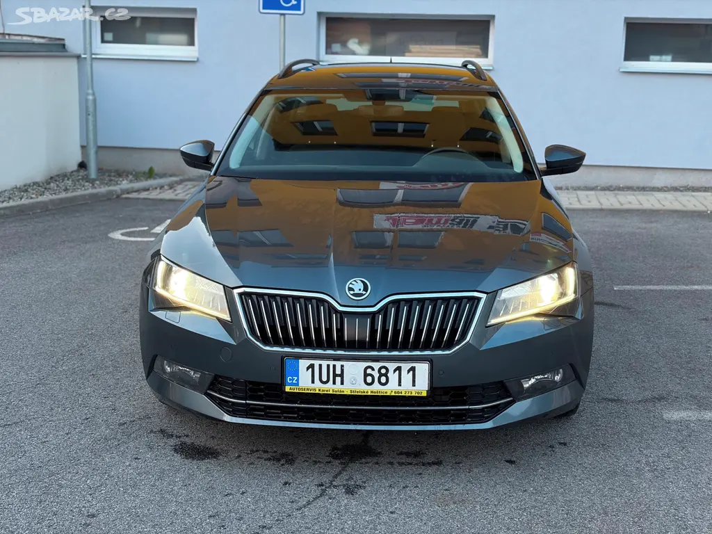 Škoda Superb III - fotka 2