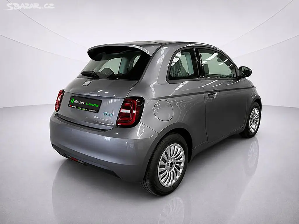 Fiat 500E, Action, 100km, nový vůz - fotka 5