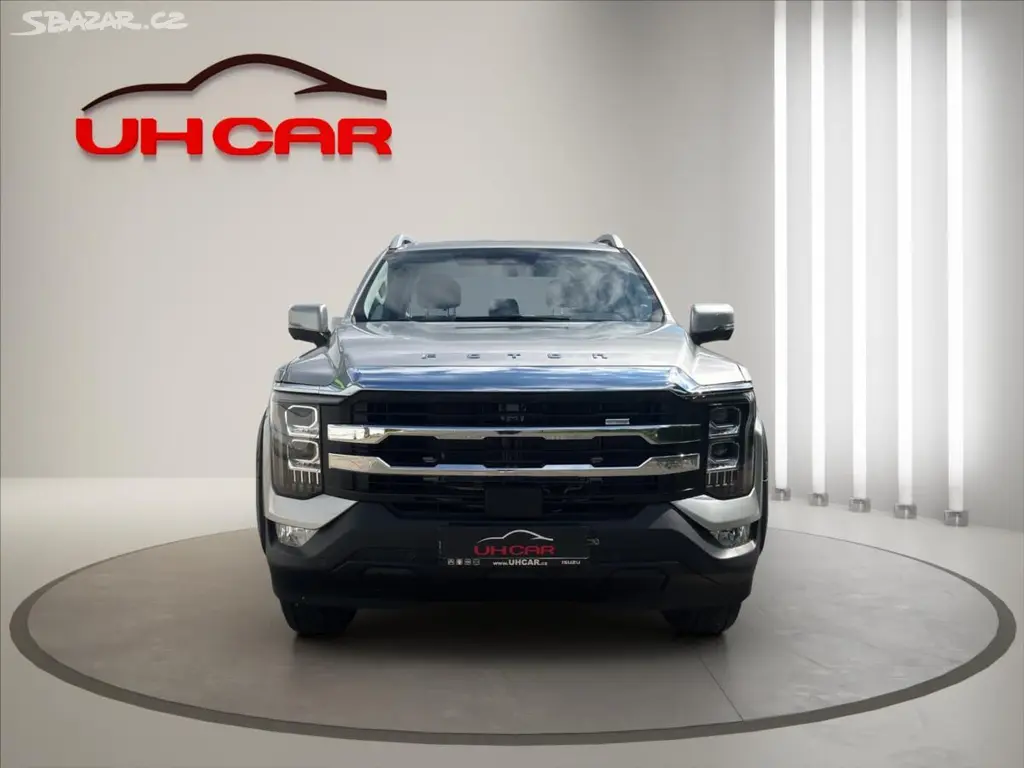 FOTON Tunland V7, 2,0 d VGT 4x4 AT8 48V Luxury - fotka 2