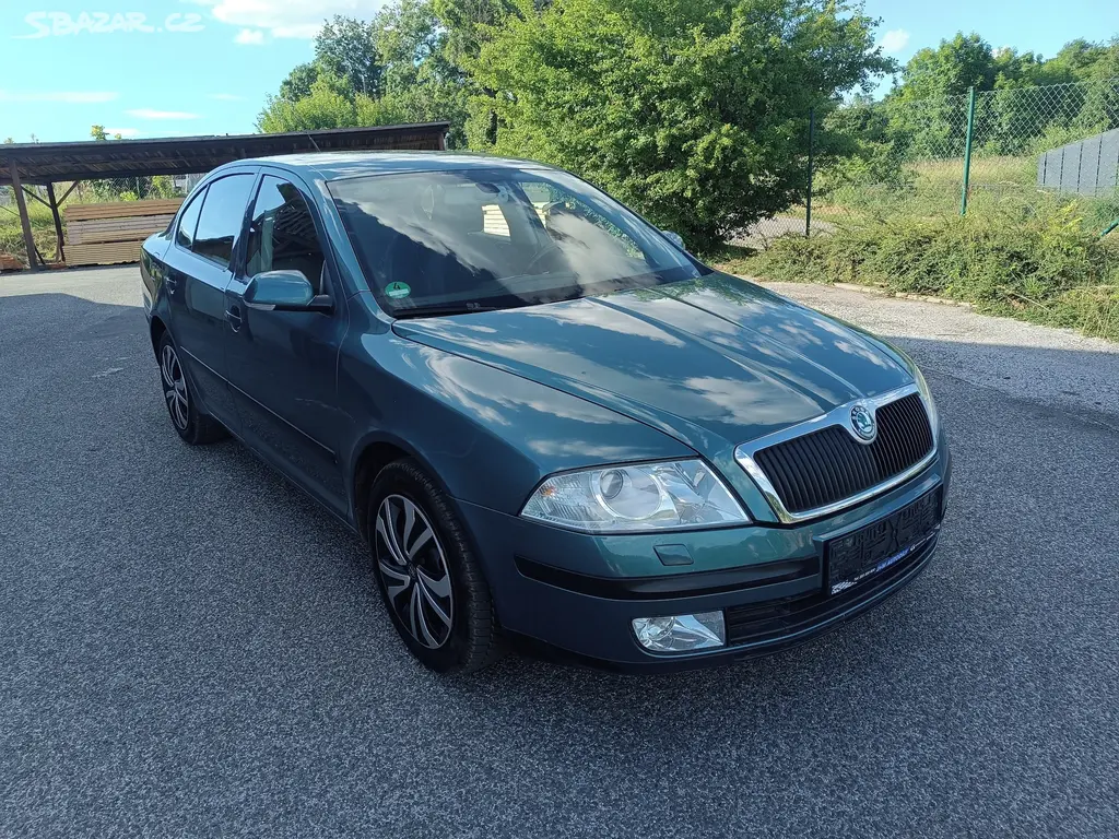Škoda Octavia 1.6 85kw benzín - fotka 6