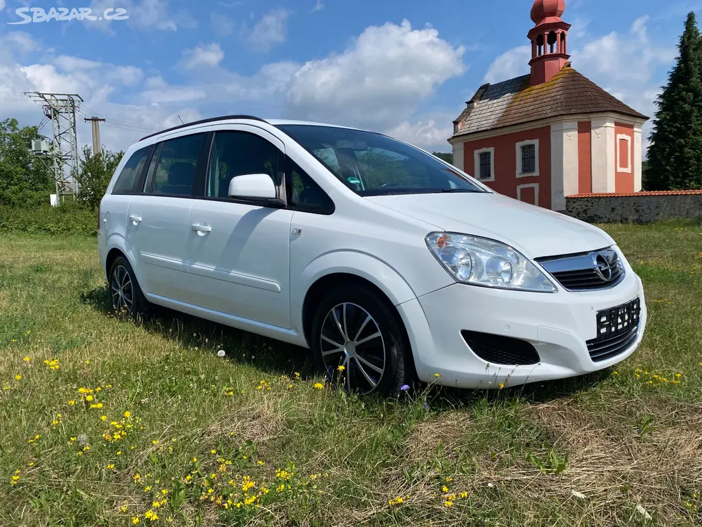 Opel Zafira 1.6 16V 77kw,rok:10/2009 ,naj:194tkm - fotka 2