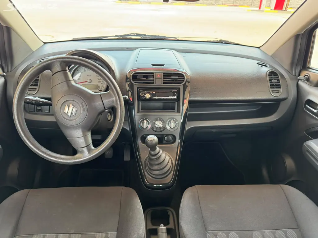 Suzuki Splash - fotka 4