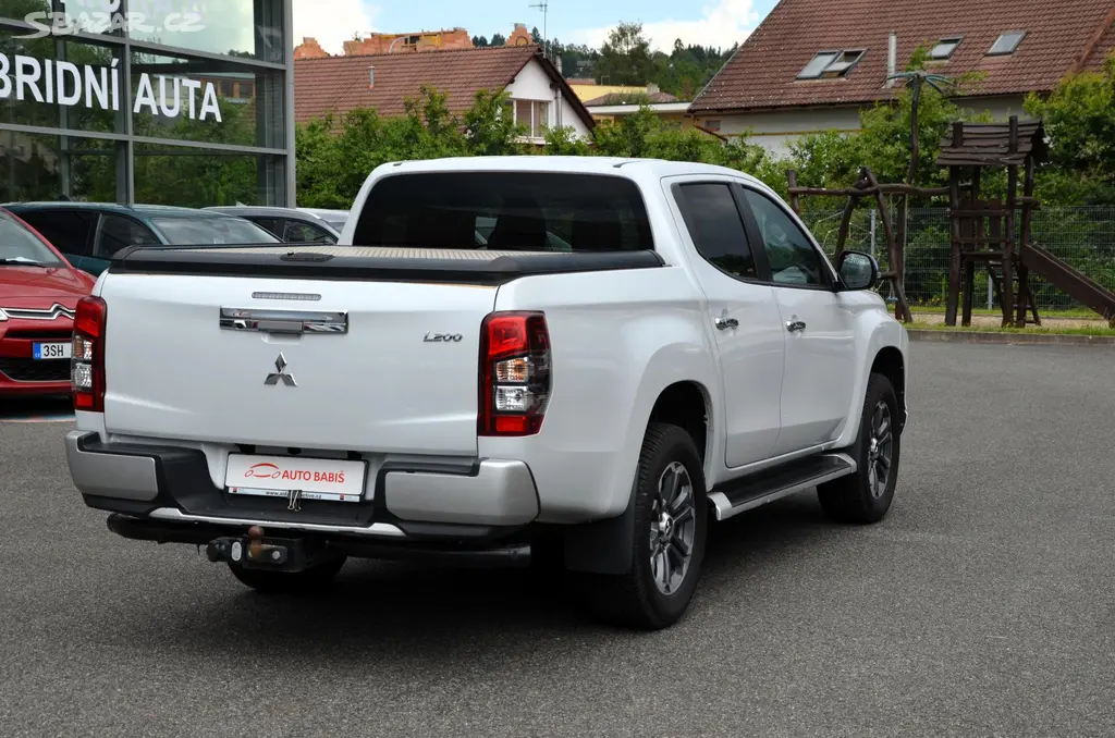 Mitsubishi L200, INTENSE 2.2 DI-D 4WDDOUBLE CAB - fotka 4