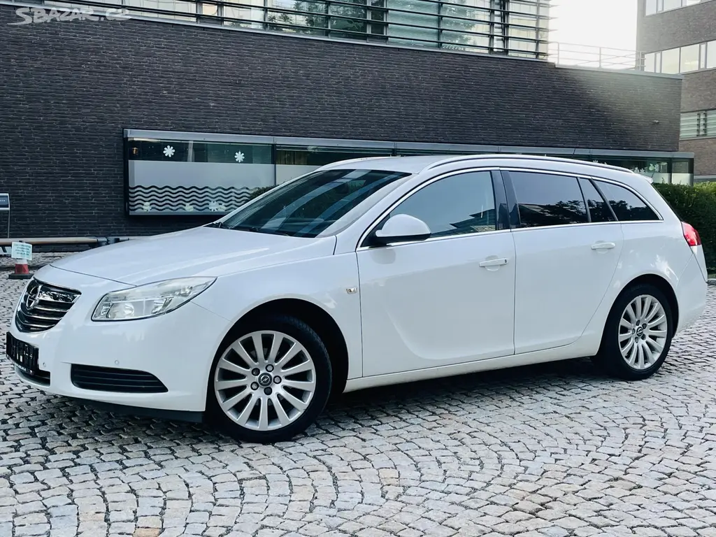 Opel Insignia, 2.0CDTi MANUÁL TAŽNÉ SENZORY - fotka 3