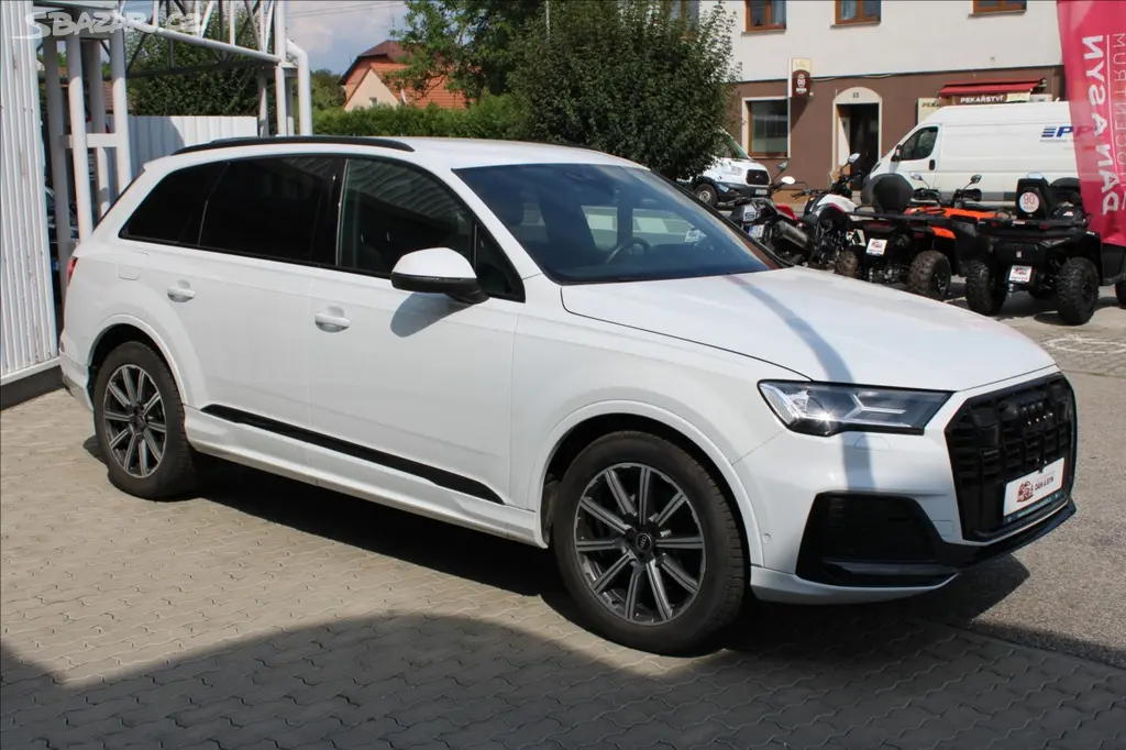 Audi Q7, 3,0 TDI quattro S line - fotka 2