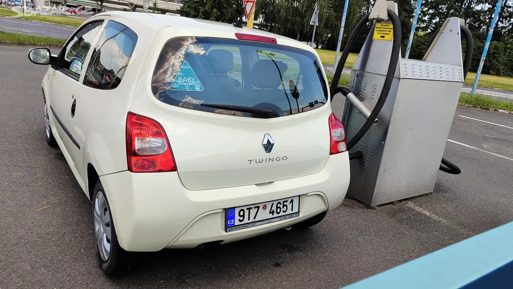 Renault Twingo II 1.5dCi 55kW - fotka 4