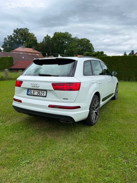 Audi Q7, 3,0 tdi, 7 míst, 22alu, DPH - fotka 6