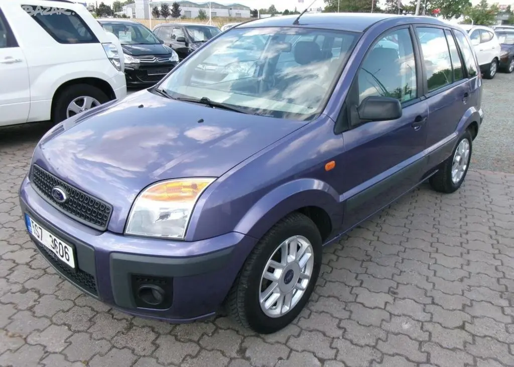 Ford Fusion 1.4i 59kw,CZ,klima benzín manuální - fotka 3