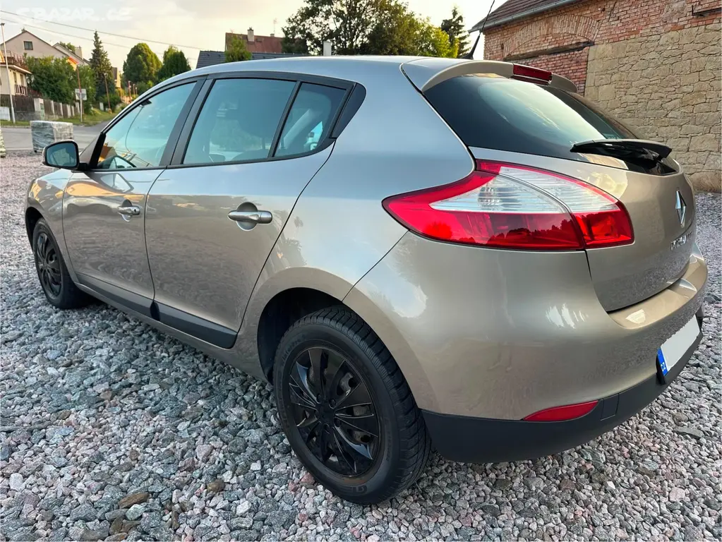 Renault Megane 1.6i - fotka 4