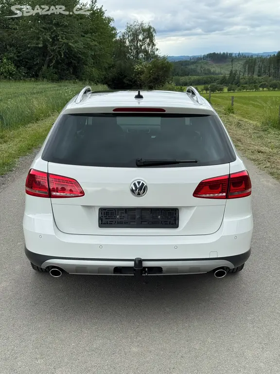 VW Passat B7 ALLTRACK 2014 2.0TDi 130kW 4x4 DSG - fotka 3