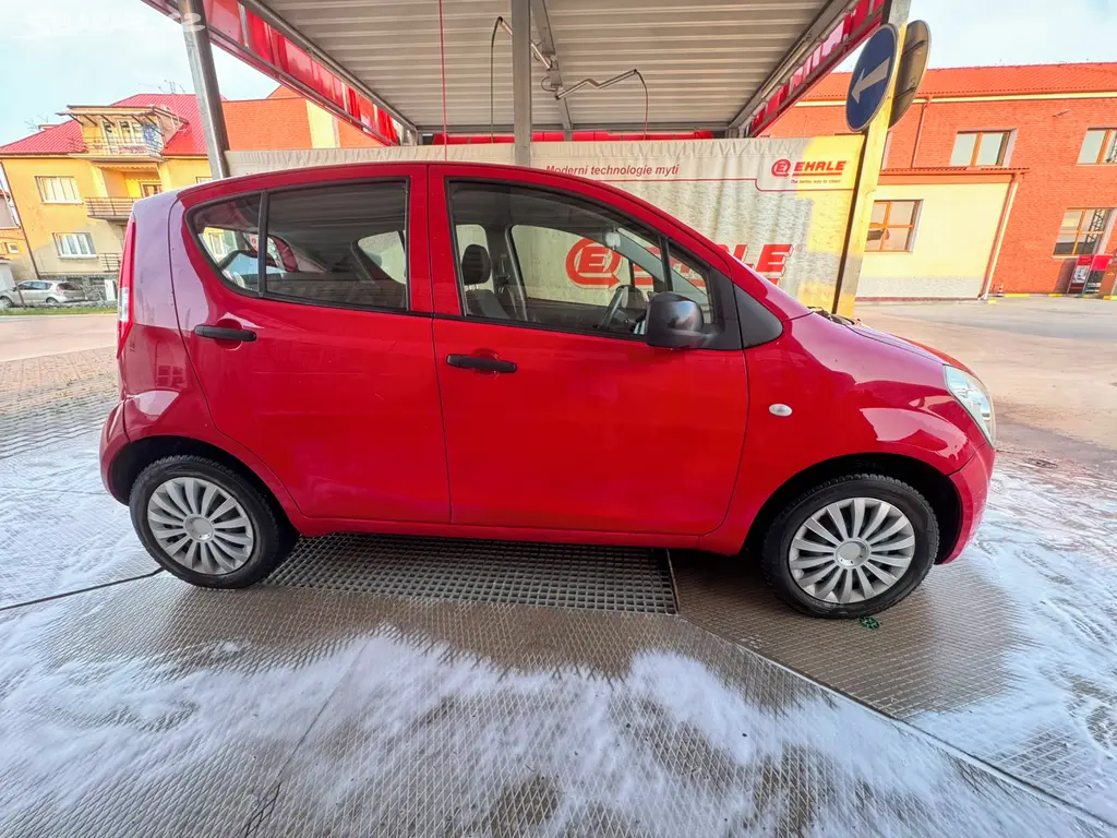 Suzuki Splash - fotka 2