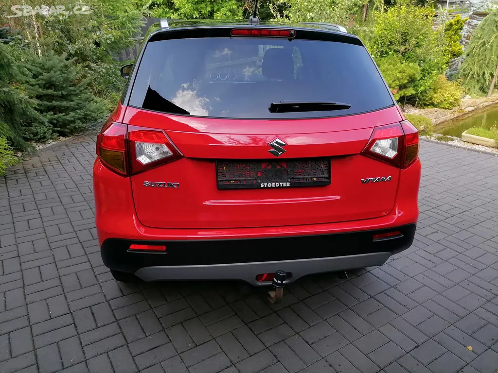 Suzuki Vitara 1.6i 88kwKameraVyhřSedTažnýServSuzuk - fotka 4