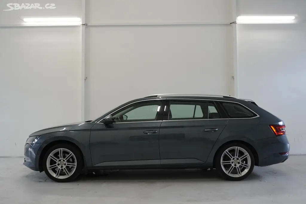 Škoda Superb, 1.5 TSI 110kW STYLE TOP SERVIS - fotka 2