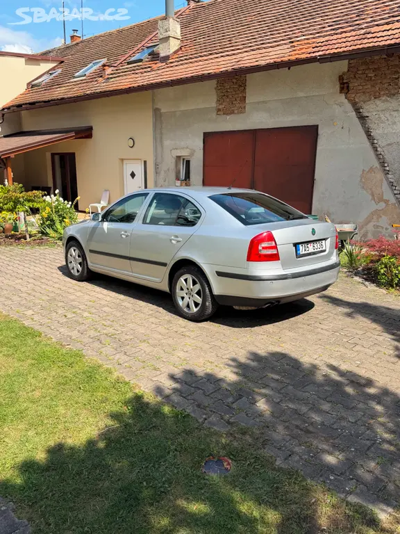 Škoda Octavia II - fotka 4