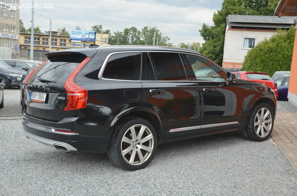 Volvo XC90, D5 AWD 173kW INSCRIPTION 7míst - fotka 6