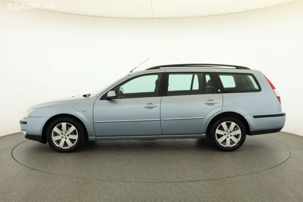 Ford Mondeo, 2.0 TDCi, Tažné, Klima - fotka 3