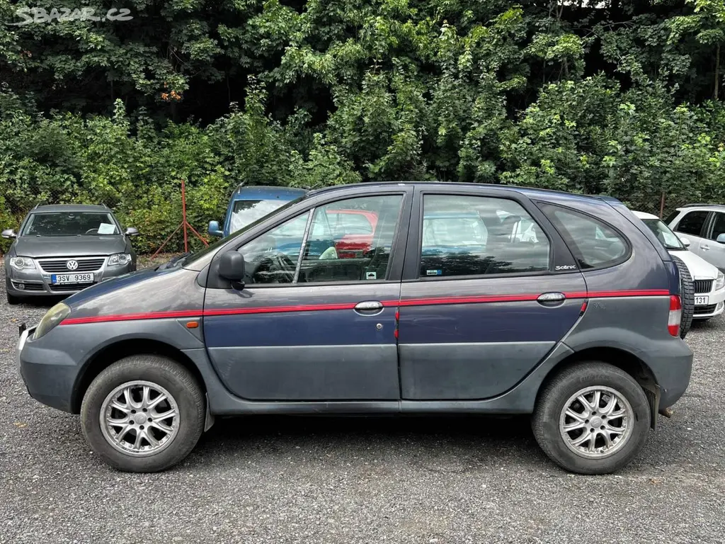 Renault Megane Scenic RX4 2.0i 16V 102kW 4x4 klima - fotka 3