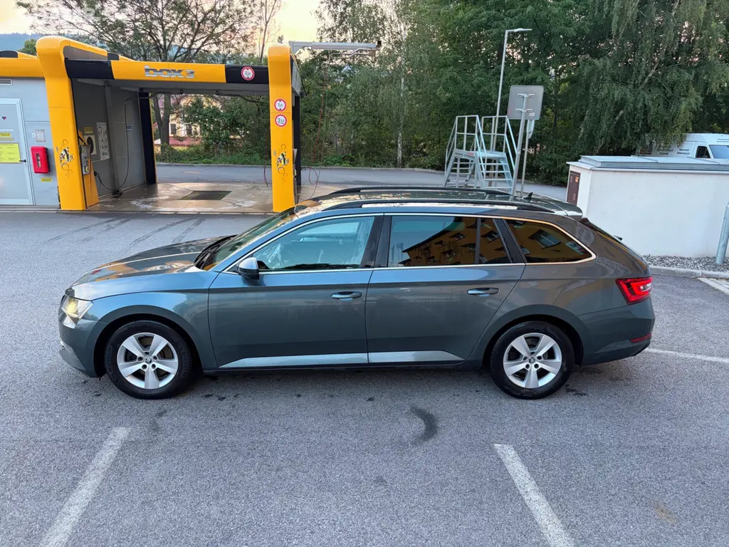 Škoda Superb III - fotka 6