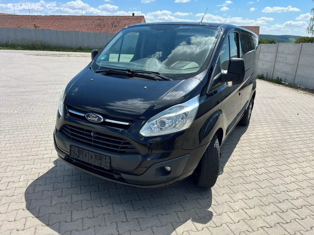 Ford Tourneo Custom 2.2 TDci 114kw M1 - fotka 2
