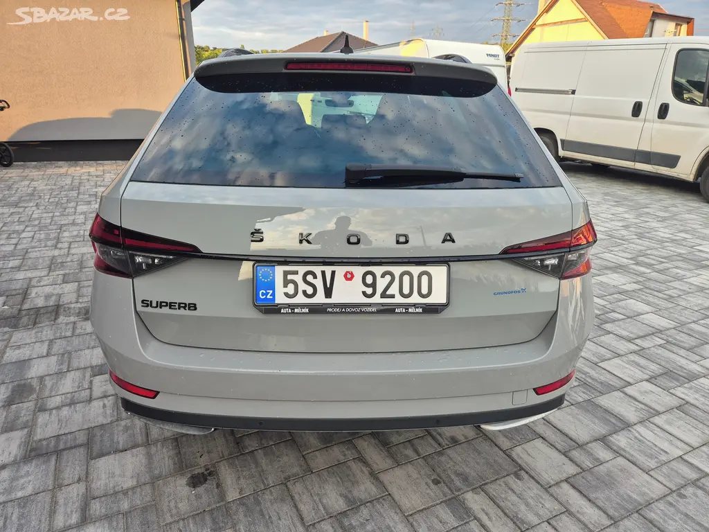Škoda Superb, 2.0 TDi 110kw SPORTLINE ZÁRUKA - fotka 6