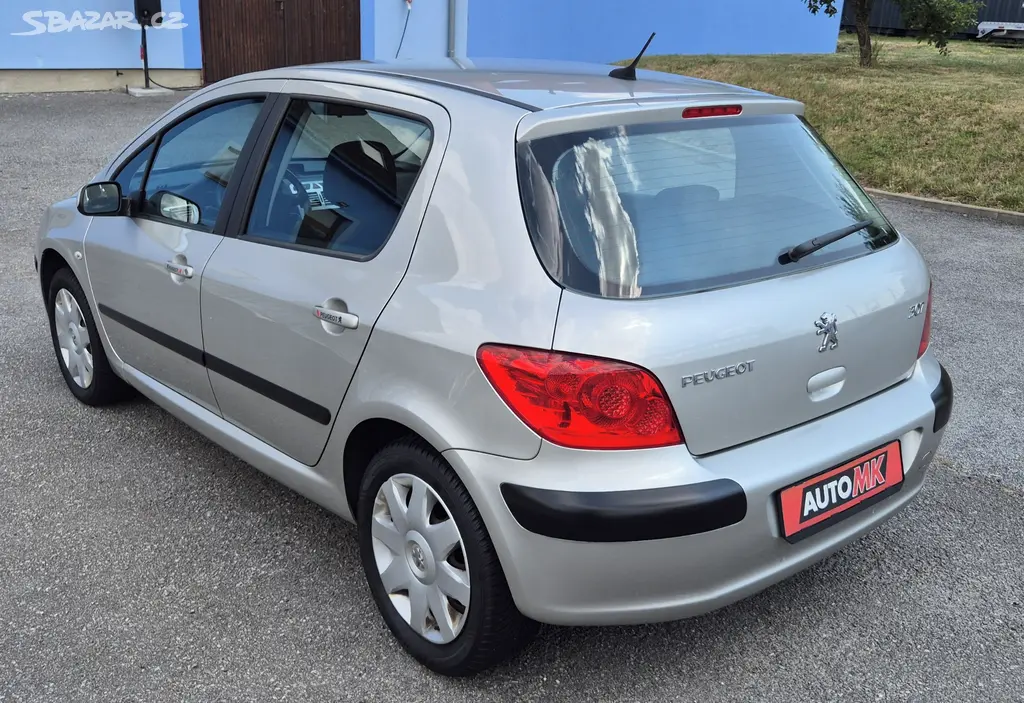 Peugeot 307 1.4 Comfort 2. majitel servisní kniha. - fotka 5