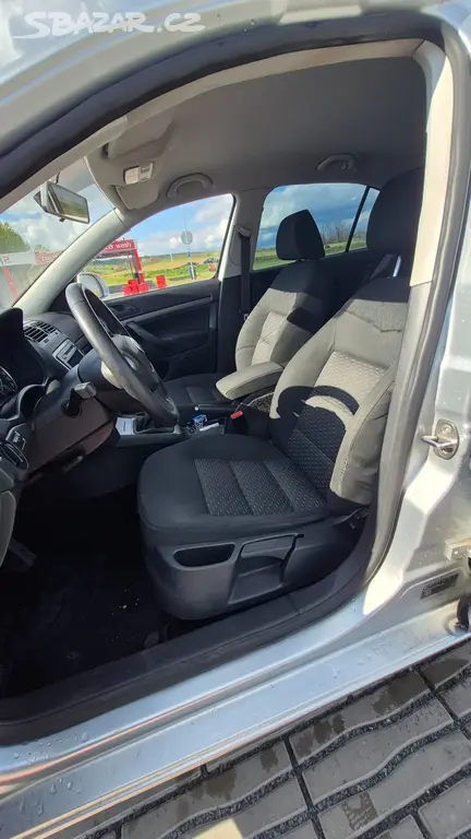 Škoda Octavia II 1.6TDI - fotka 4