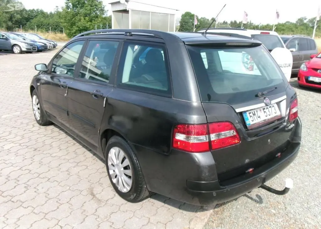 Fiat Stilo 1.4i 66kw,LPG,CZ benzín manuální - fotka 5