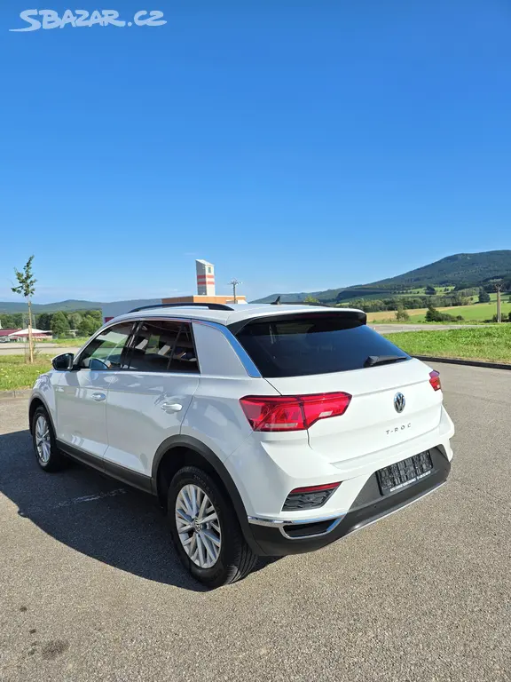 Volkswagen T-Roc, 1.0 TSI Desing 85 kW - fotka 5
