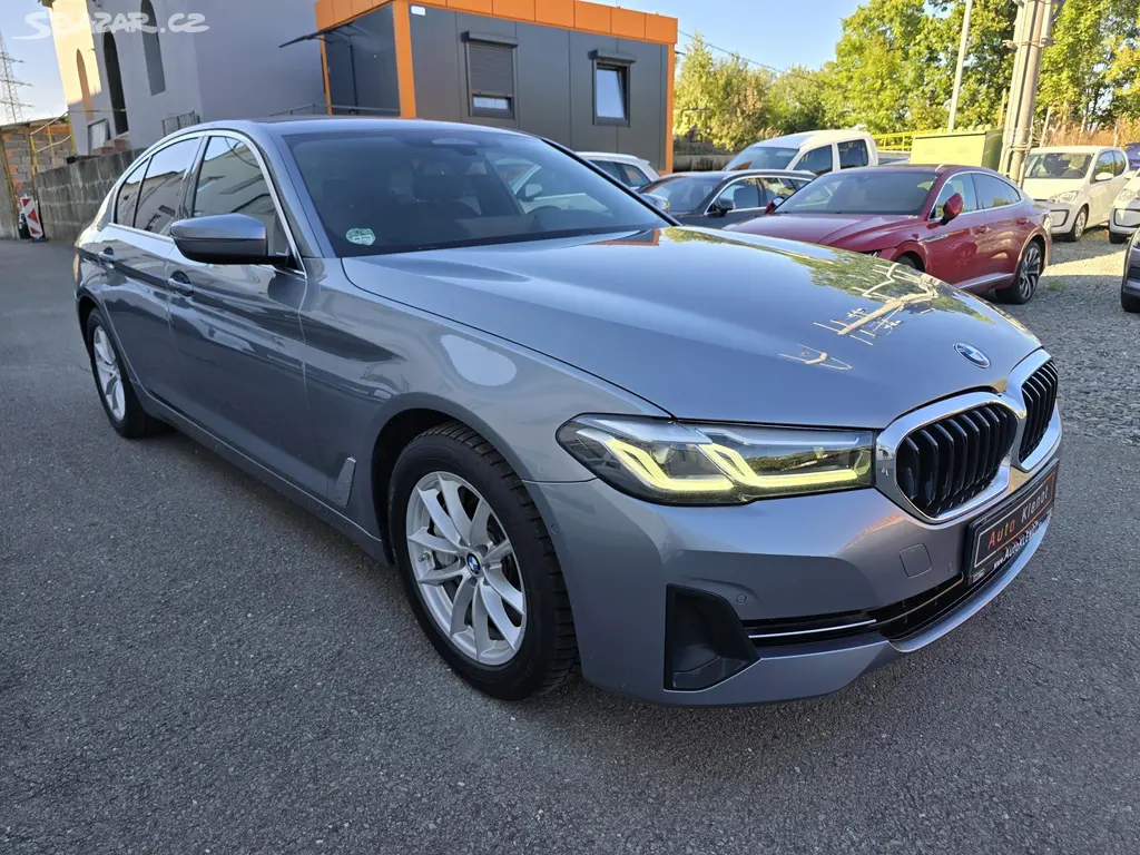 BMW Řada 5, 530D 210kW XDRIVE HEADup - DPH - fotka 2
