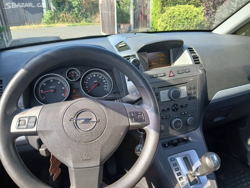 Opel Zafira - fotka 5