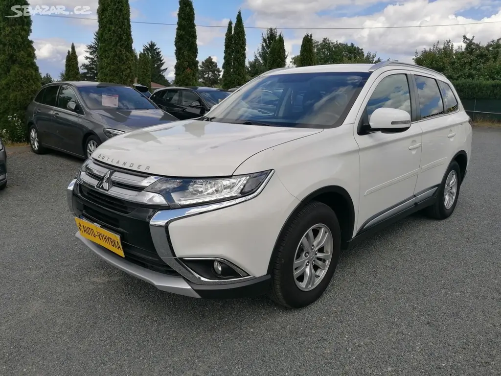 Mitsubishi Outlander, 2.2DI-D 4WD 132kW ČR - fotka 2