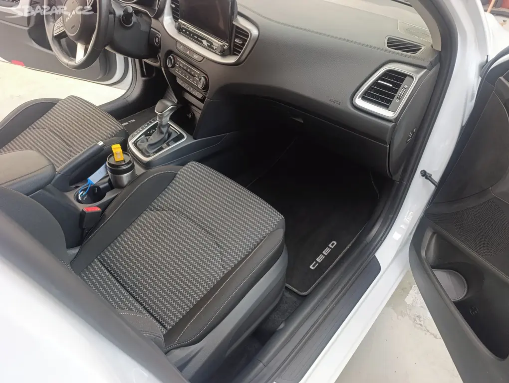 KIA CEED 2025/10 - fotka 4