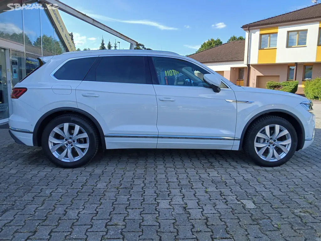 Volkswagen Touareg, 3.0TDI Elegance, 210kw, CZ - fotka 6
