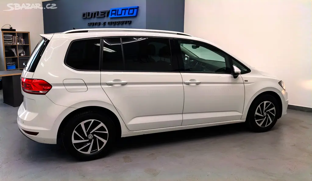 VW TOURAN 1.4 TSI 110KW DSG,7. MÍST,EDICE JOIN - fotka 6