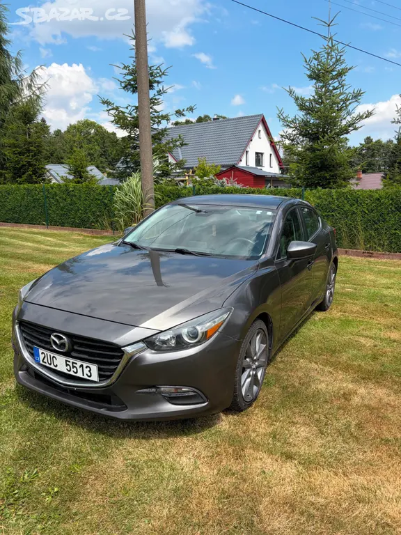 Mazda 3 2.5 verze USA - fotka 4