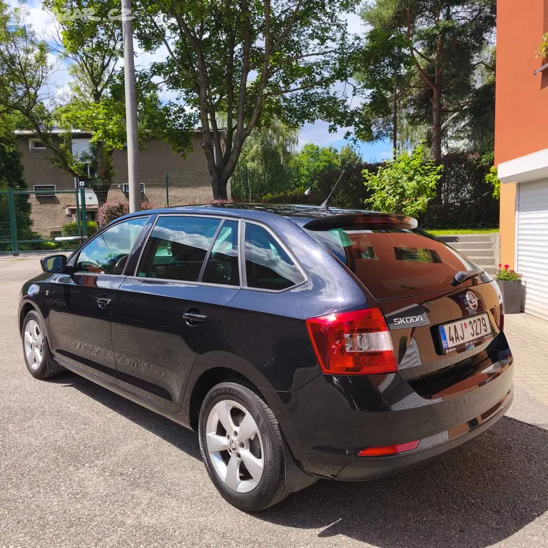 Škoda Rapid spaceback 1.2 TSI, poctivých 184tkm - fotka 4