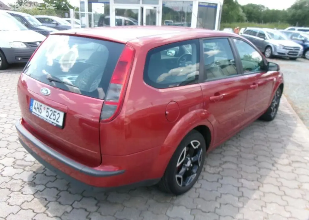 Ford Focus 1.8TDCi 85kw,2x kola nafta manuální - fotka 6