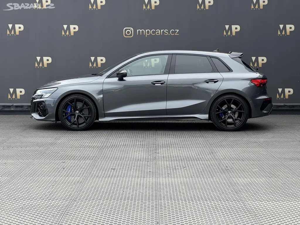 Audi RS3, 2.5TFSi 294kW Quattro, Matrix - fotka 5