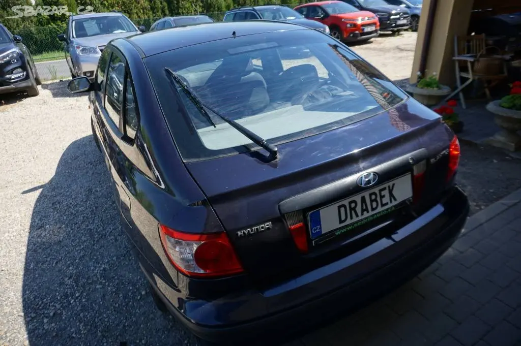 Hyundai Elantra, 1,6 NOVÉ V ČR - fotka 4